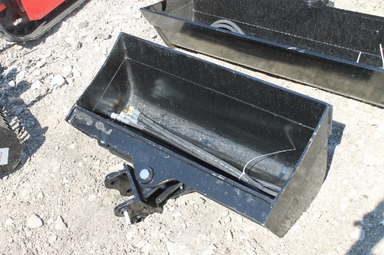 32" Tilting Excavator Bucket