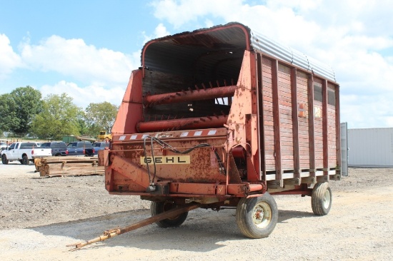 Gehl Silage Wagon