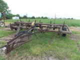 13 ft Chisel Plow, pull type, w/cylinder