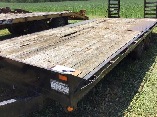 Pequea 1018 deck over, tandem axle