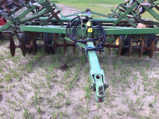 JD 16., Hydraulic Fold