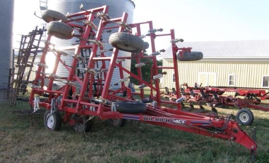 Wil-Rich 3400 Field Cultivator