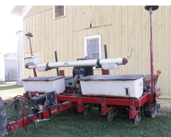 CIH (model 1220) 6-row narrow vacuum planter