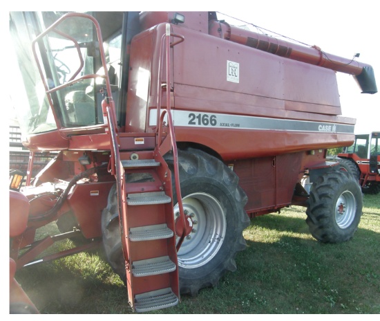 1995 CIH 2166 Axial Flow Combine