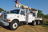 2000 IH 4900DT 466E DIGGER TRUCK