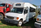 2006 FORD 17 PASSANGER BUS