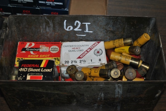 AMMO BOX W/ ASST SHOTGUN SHELLS