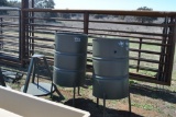 HANG 'EM HIGH CORN FEEDER