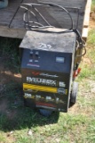 BATTERY CHARGER
