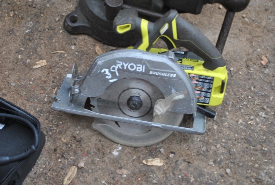 RYOBI CORDLESS CIRCULAR SAW