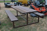 METAL PIC-NIC TABLE