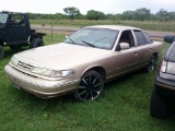 1996 FORD CROWN VIC- GOLD