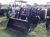 IH 484 FARM TRACTOR W/ LOADER