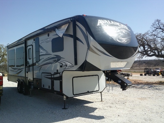 2017 KEYSTON AVALANCHE 34FT TRVL TRLR- TITLE