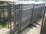 SHEEP/GOAT PANELS- 1 W/ 4FT GATE