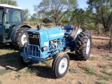 FORD 4600 FARM TRACTOR