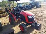 KUBOTA B2601 FARM TRACTOR