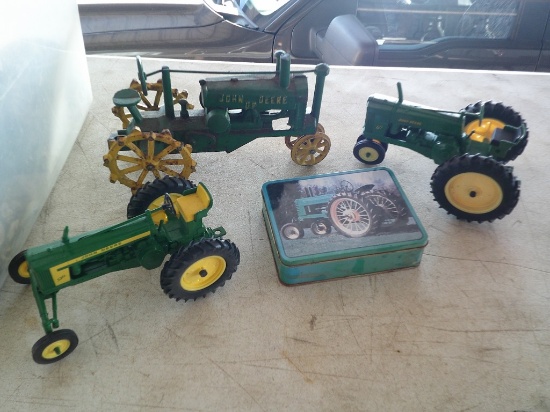 TUB JD TOY TRACTORS & MISC