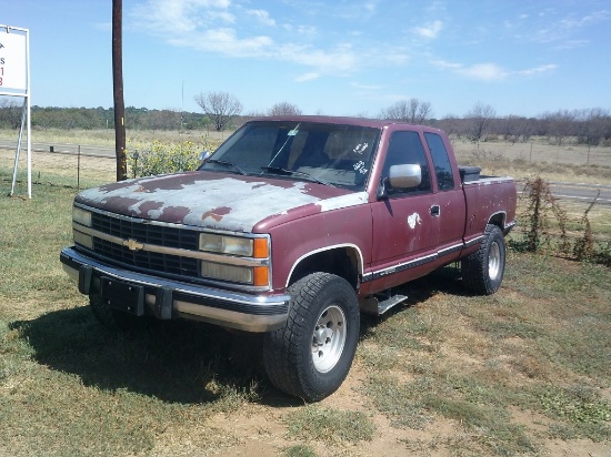 1992 CHEV 1/2T EXTEN CAB PU- NEEDS FUEL PUMP