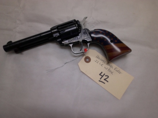 HERITAGE ROUGH RIDER .22LR REVOLVER W/ BOX