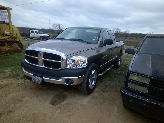 2008 DODGE 1/2T 4-DOOR PU- NO BRAKES