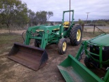 JD 2240 FARM TRACTOR