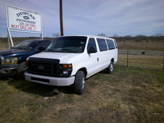 2010 FORD ECOLINE CARGO VAN- SOME DAMAGE SEE PICS