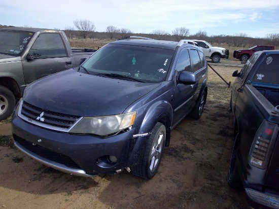 2008 MITSUBISHI OUTLANDER SUV- NO KEYS!!!!