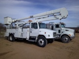 2000 FRTLNER BUCKET TRUCK