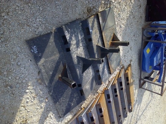 (1) REC HITCH PLATE F/ /SKID STEER