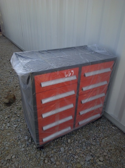 10-DRAWER ROLLING SHOP TOOL BOX