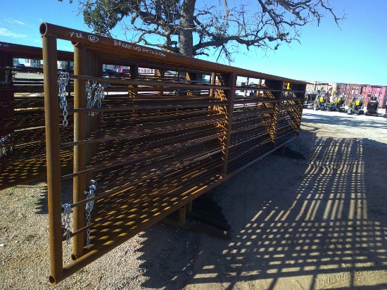 24FT FREE STANDING PANELS 1 W/ 12FT GATE