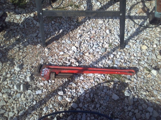 36" PIPE WRENCH