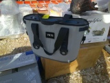 YETI BAG COOLER