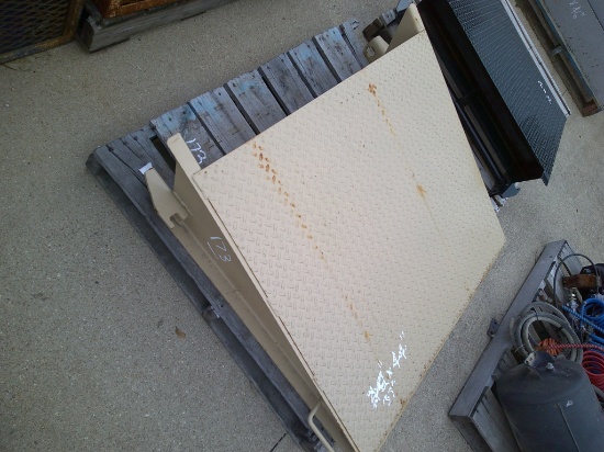 MONSTER TRLR RAMP