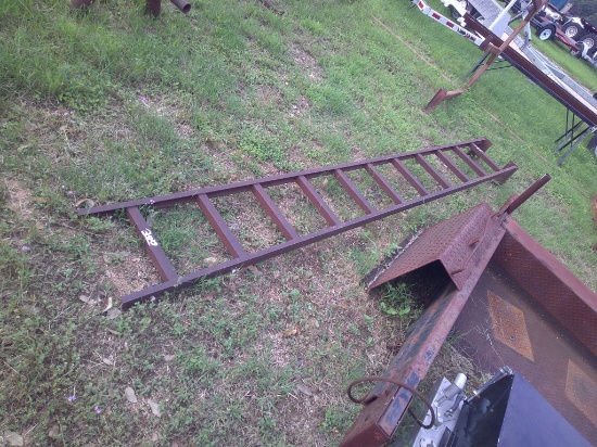 12FT METAL LADDER