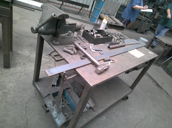ROLLING SHOP TABLE W/ VISE