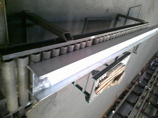 10FT ROLLER TABLE