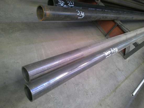 (2) PCS 2 1/2"x3/16" PIPE- 21FT