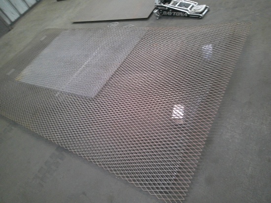 (2) PCS 5FTx10FT EXPANDED METAL
