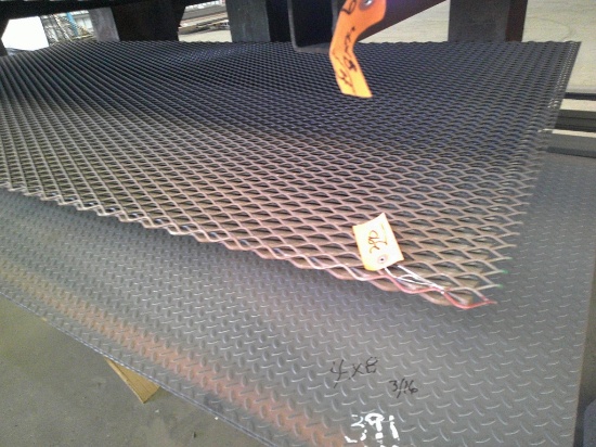 (9) PCS 4FTx8FT TWISTED SHEET METAL