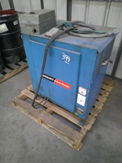 HOBART FORKLIFT CHARGER