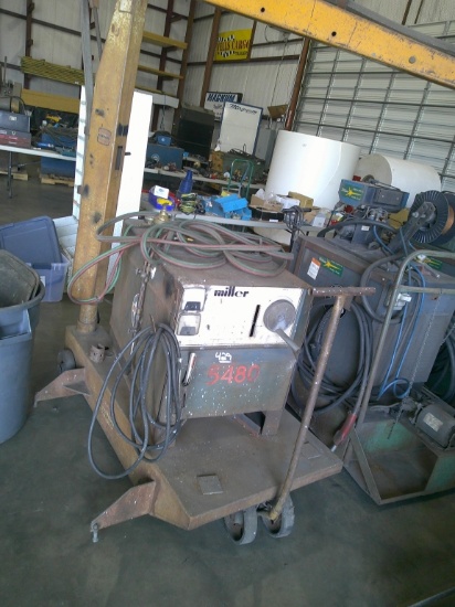 MILLER CP250 WELDER W/ BOOM