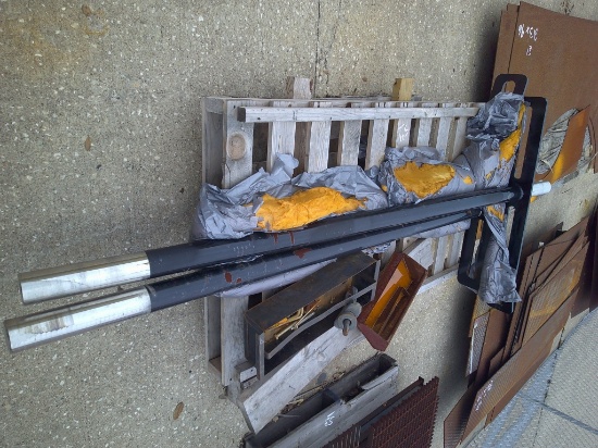 PALLET 3"x8FT SOLID BAR