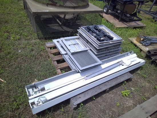 TRLR DOORS-LATCHES-VENTS