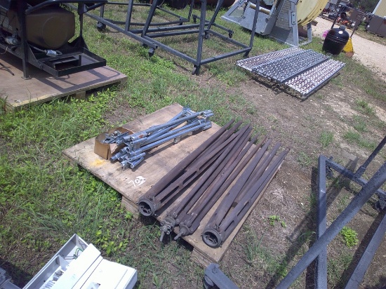 PALLET TRIPODS & TRLR PARTS