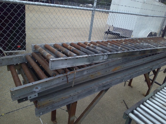 10FT ROLLERS & 1 TABLE