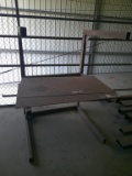 METAL RACK W/ PLATE
