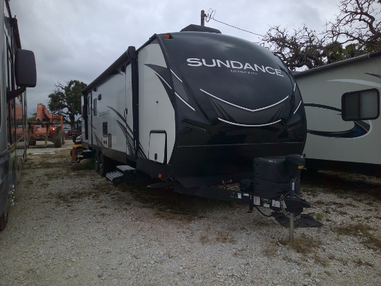 2019 SUNDANCE 32FT TRVL TRLR- TITLE- CLEAN!
