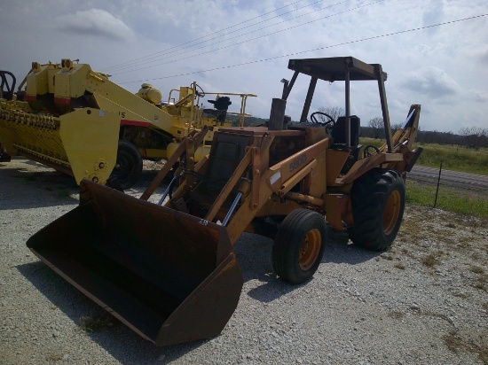 CASE 580D BACKHOE